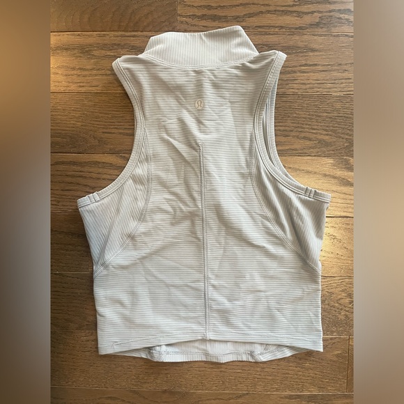 Lululemon Crop Top - Picture 2 of 5